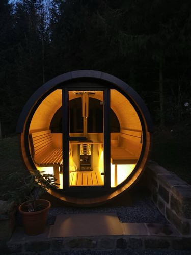 Outdoor wooden barrel sauna - outdoor,